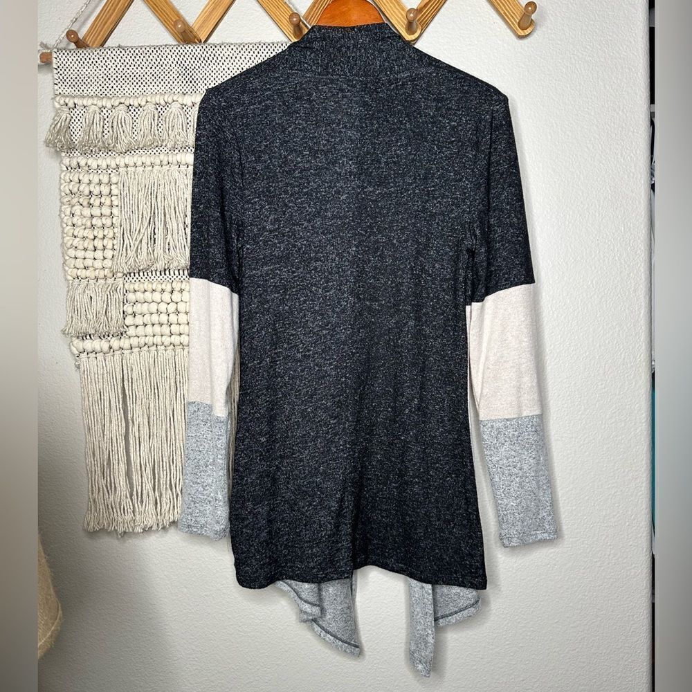 Grey Color-Block Striped Open-Front Sweater Small - image 2